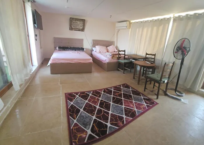 Pansiyon Laserina Palm Khorshed Stadio Direct On For Families Only (adults Only)